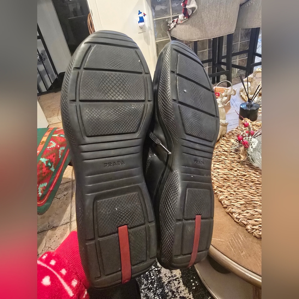 Prada Men's Black Leather Sneakers - Picture 11 of 17